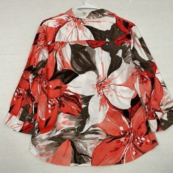 Chico's Blouse, 3/4 Sleeve Floral Button Up, Large - Picture 11 of 11
